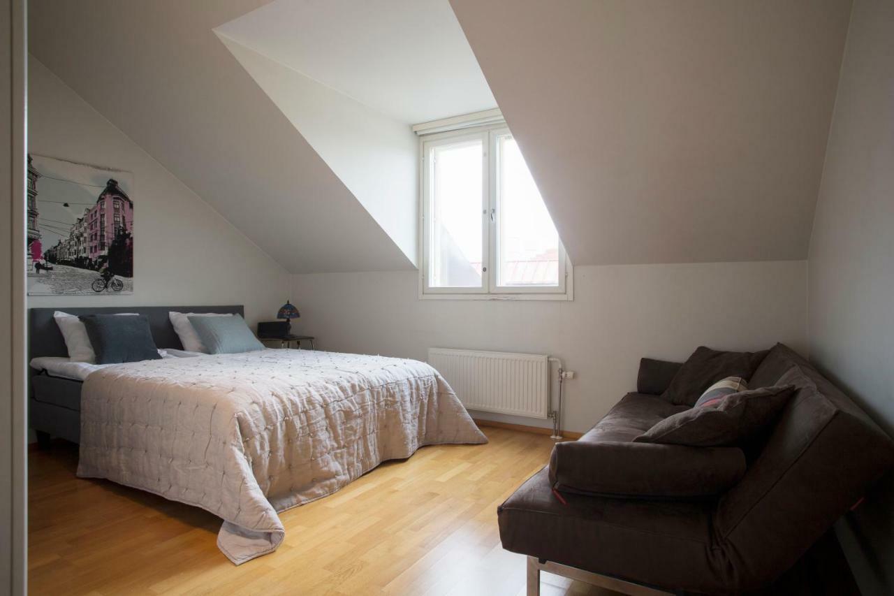 2Ndhomes 2Br City Center Penthouse With Balcony And Sauna Helsingfors Eksteriør bilde